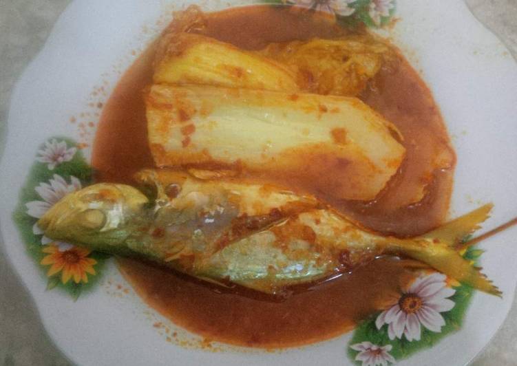 Bagaimana Membuat Ikan asam pedas yang Enak