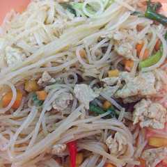 A picture of Soun / bihun goreng.