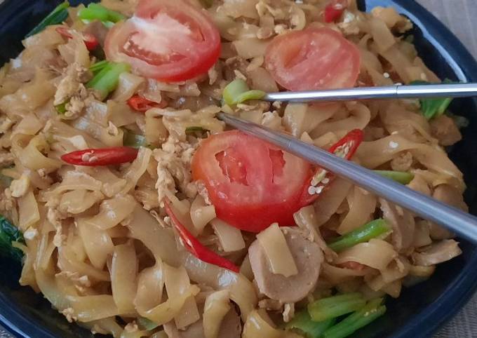 Bagaimana Membuat Kwetiau Goreng 3S (sederhana - sehat -sedap) yang Lezat