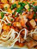 Espaguetis con salsa especial