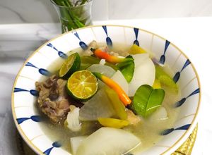 Gambar Sup Ayam Lobak Putih