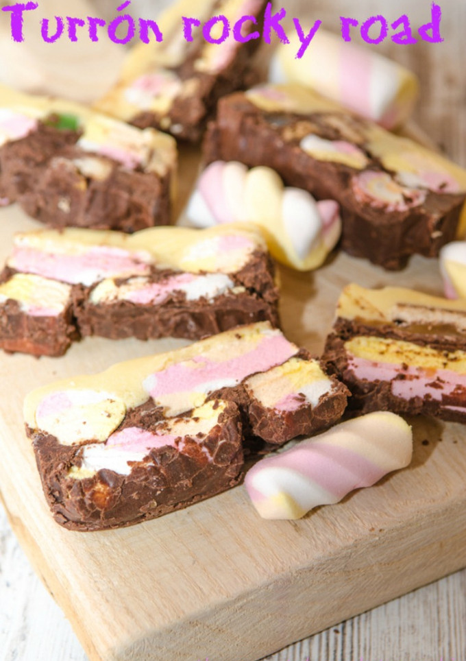 Una foto de Turrón rocky road