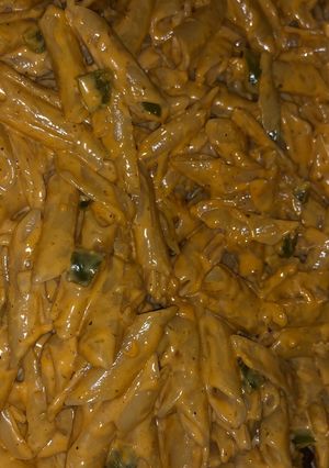 صورة لوصفة معكرونة بكريمة طبخ (بوك)