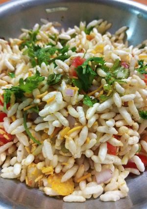 A picture of Jhal muri.