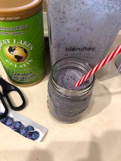 Una foto de Batido de Colageno-espinacas -banana-blueberries