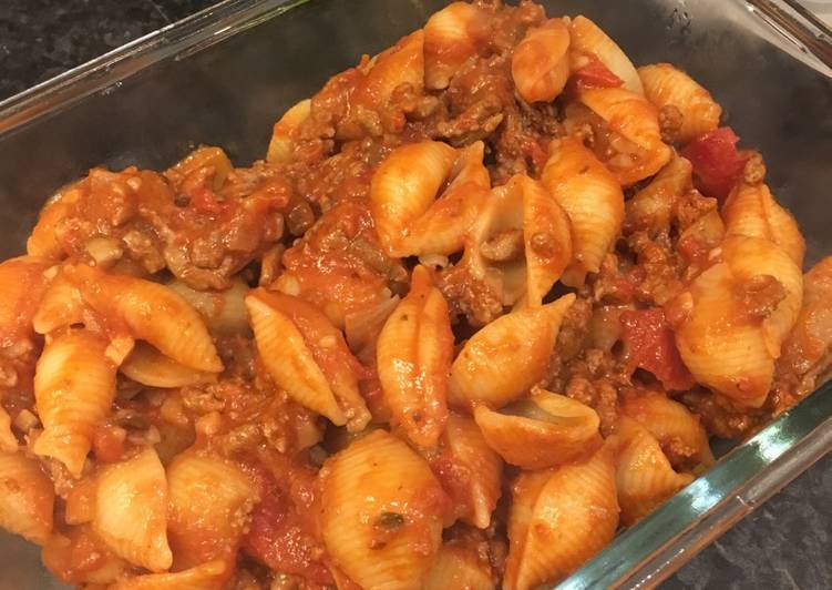 Simple Italian Meat Ragu (and pasta!)