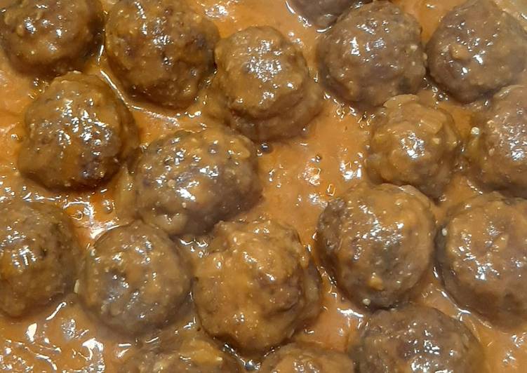 Albóndigas en salsa