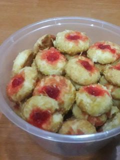 Foto resep Strawberry Thumbprint Cookies