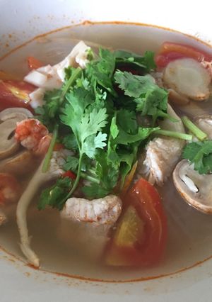 รูปของ วุ้นเส้นต้มยำหมูกะกุ้ง รสทิพย์