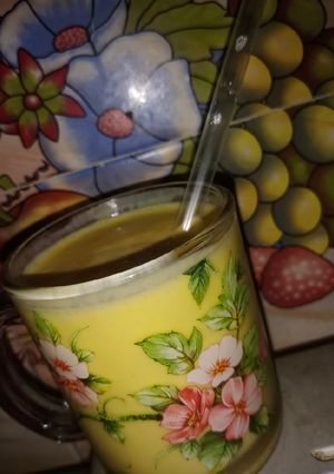 A picture of Mango smoothie🥭🍺.
