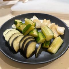 A picture of Assorted vegetables.