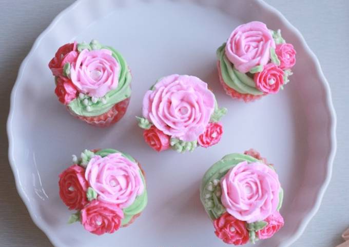 Rahasia Membuat Cupcakes Strawberry, Bikin Ngiler
