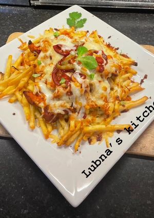 A picture of Chicken Loaded Fries:.