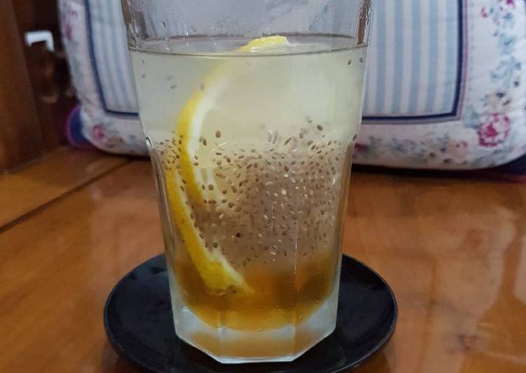Recipe of Super Quick Homemade Honey Lemon With Chiaseed