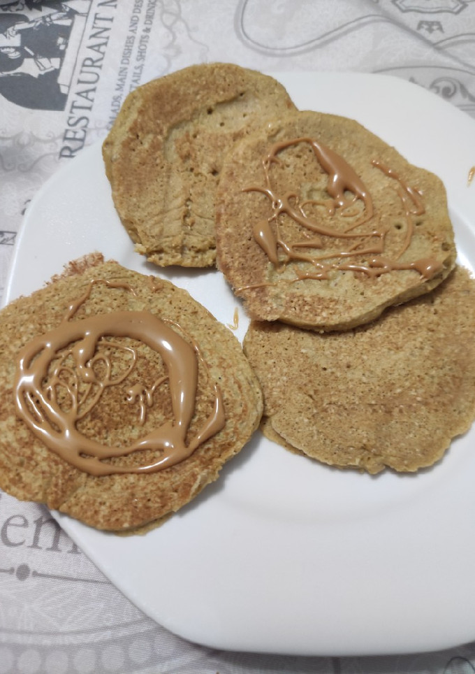 Una foto de Tortitas de avena, plátano y huevo