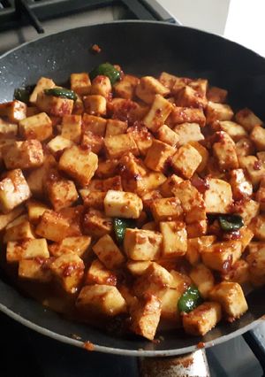 A picture of Paneer masala.