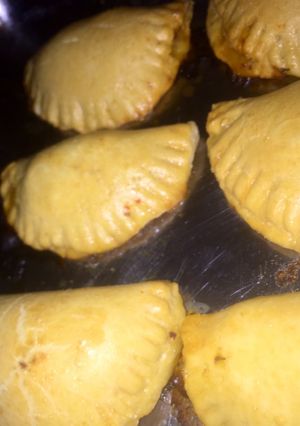 Una foto de 🔶 Empanadas de carne al horno súper fácil