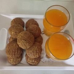 A picture of Choco wheat cookies.