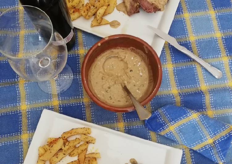 Solomillos de ternera en salsa de pimienta verde