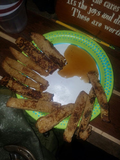 A picture of Delicious french toast.