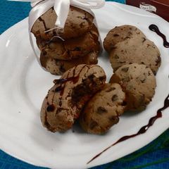 A picture of Chocolates chip cookies.