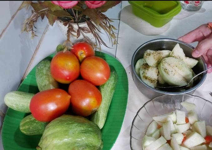 Resep 2 cara asik bikin Asinan jambu kristal kekinian Resep 2 cara asik bikin Asinan jambu kristal kekinian