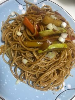 صورة لوصفة نودلز صيني 🥢