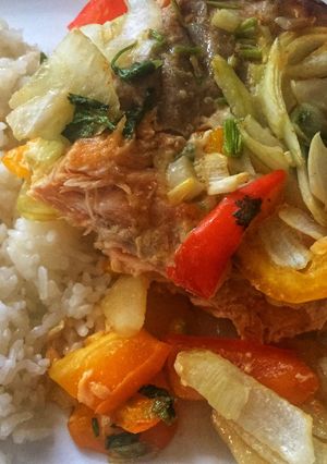 Una foto de Salmón al papillot