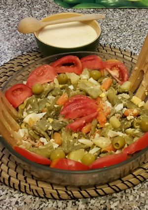 Una foto de Ensalada de Judías Verdes y Salsa de Yogur