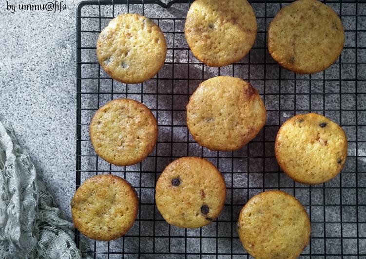 Langkah Mudah untuk Membuat Vanilla Chocochips Muffin with Buttermilk yang Bisa Manjain Lidah