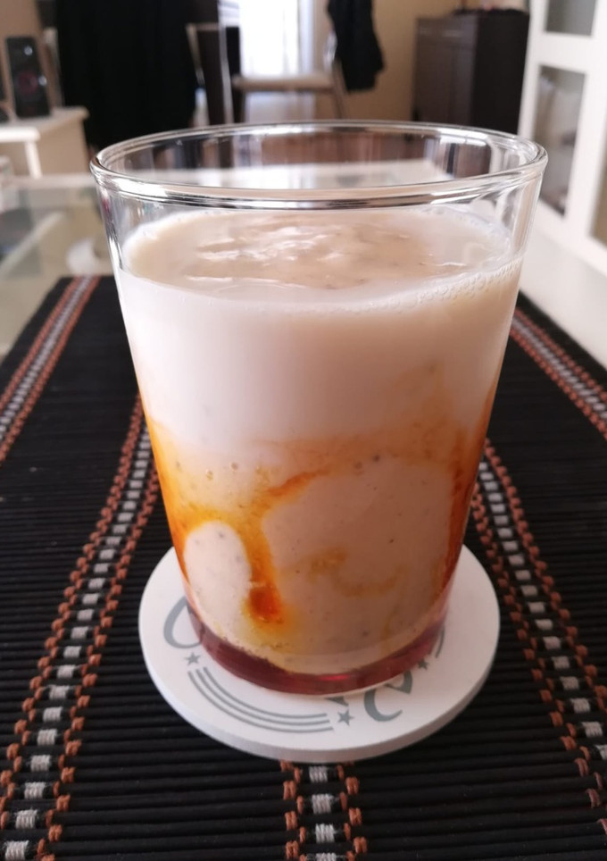 Una foto de Batido de plátano y pera