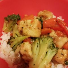 A picture of Ginger Chicken Stir Fry.