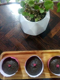 عکسی از دستور کاپ کیک شکلاتی
