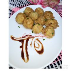 A picture of Sweet potatoes balls.