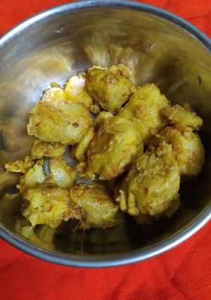 सूखी अरबी (Sukhi arbi recipe in hindi) रेसिपी मुख्य फोटो