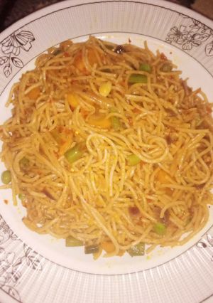 A picture of Stir Fry Pasta.