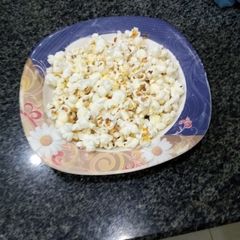 A picture of Popcorns 😋.