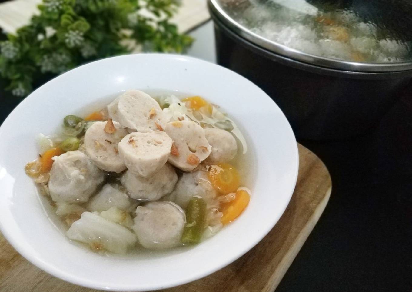 Bakso ayam tanpa ragi + sup sayur