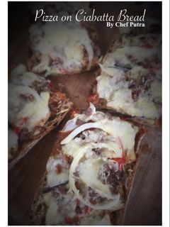 Foto resep Pizza on Ciabatta Bread