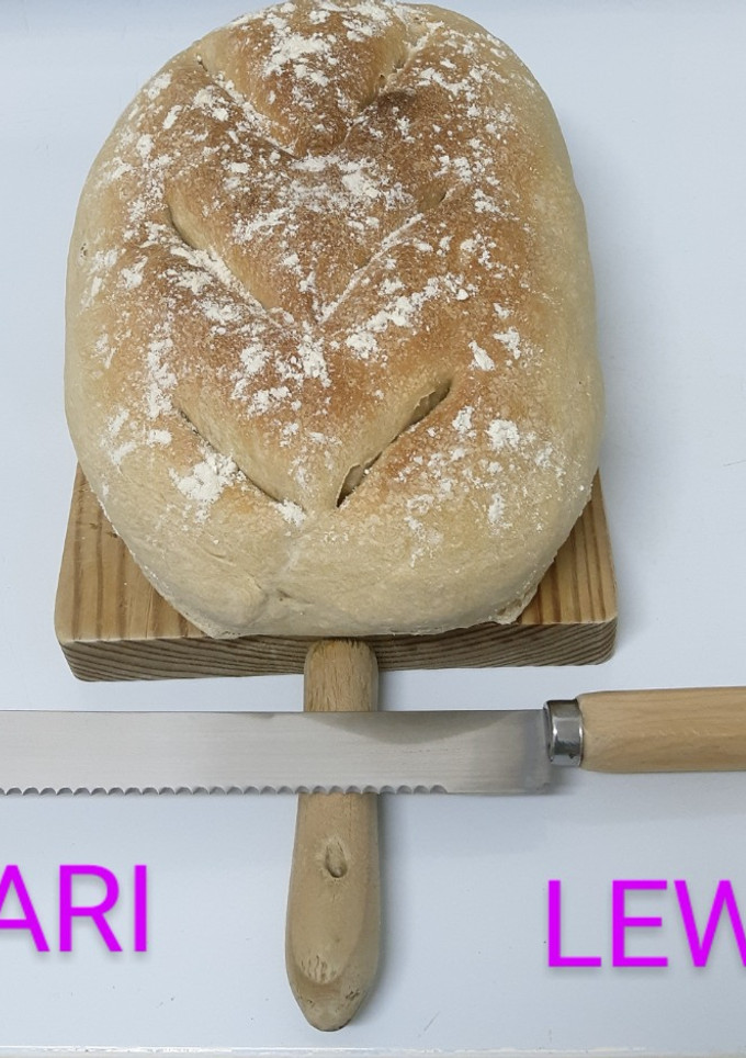 Una foto de Pan fácil con levadura seca de panadería