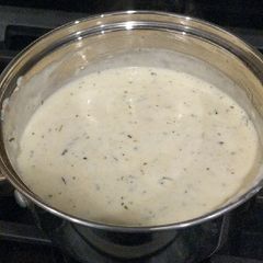 A picture of Alfredo Sauce.