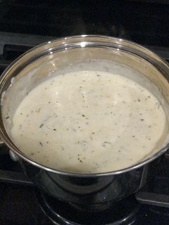 A picture of Alfredo Sauce.