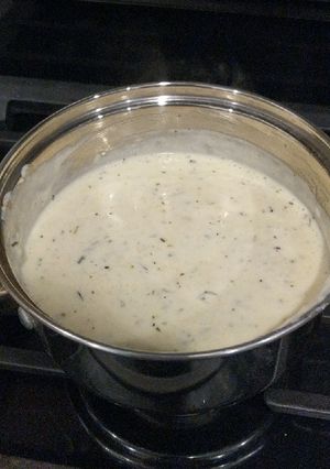 A picture of Alfredo Sauce.