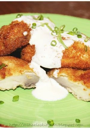 O poză a rețetei Ciuperci Champignon pane cu sos de usturoi.
