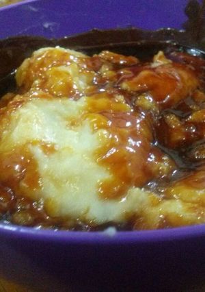 Una foto de Postre crema de maicena con caramelo :)