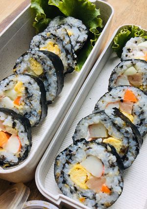 Foto resep Sushi (Simple Clean Eating) (Ide Bekal)