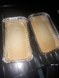 A picture of *Sponge cake*.
