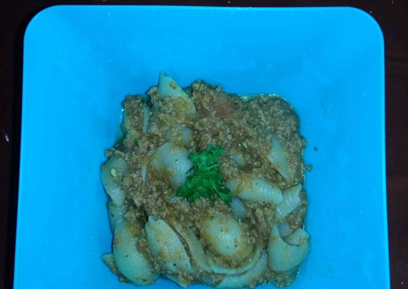 Pasta (conchitas) con carne molida guisada - para bebés 7-9 mes