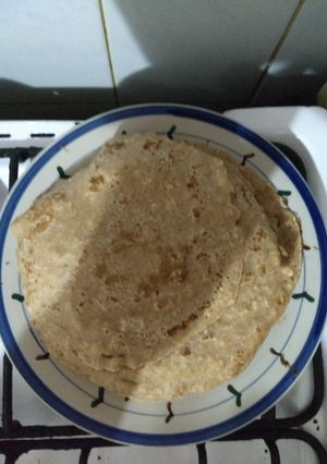 Una foto de Panqueques salados de harina integral y avena