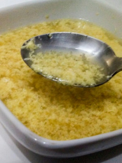 Una foto de Caldo de stracciatella